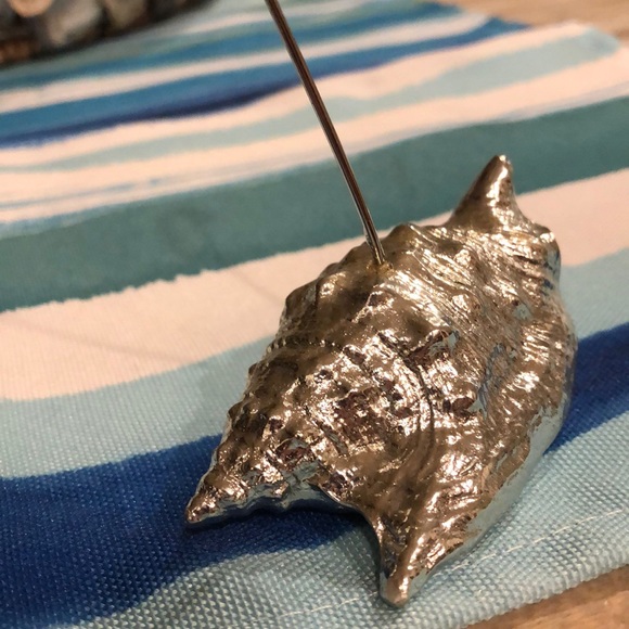 SET OF SIX  SILVER SHELL PLACE CARD HOLDERS! - Picture 4 of 7